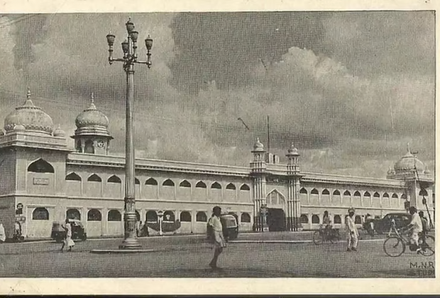 When a Bengaluru street lit up first time 